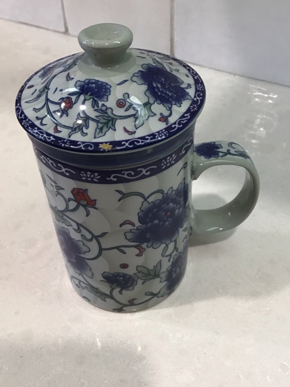 Vintage ceramic tea coffee mug infuser with lid